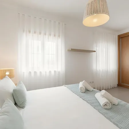 Route 22 Baleal فيريل