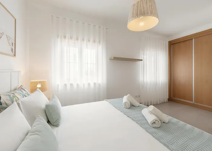 Route 22 Baleal Ferrel (Leiria)